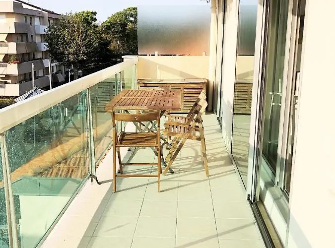 Lägenhet Jardin 308 Avec Terrasse Et Parking *