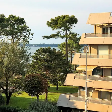 Jardin 308 Avec Terrasse Et Parking 아파트